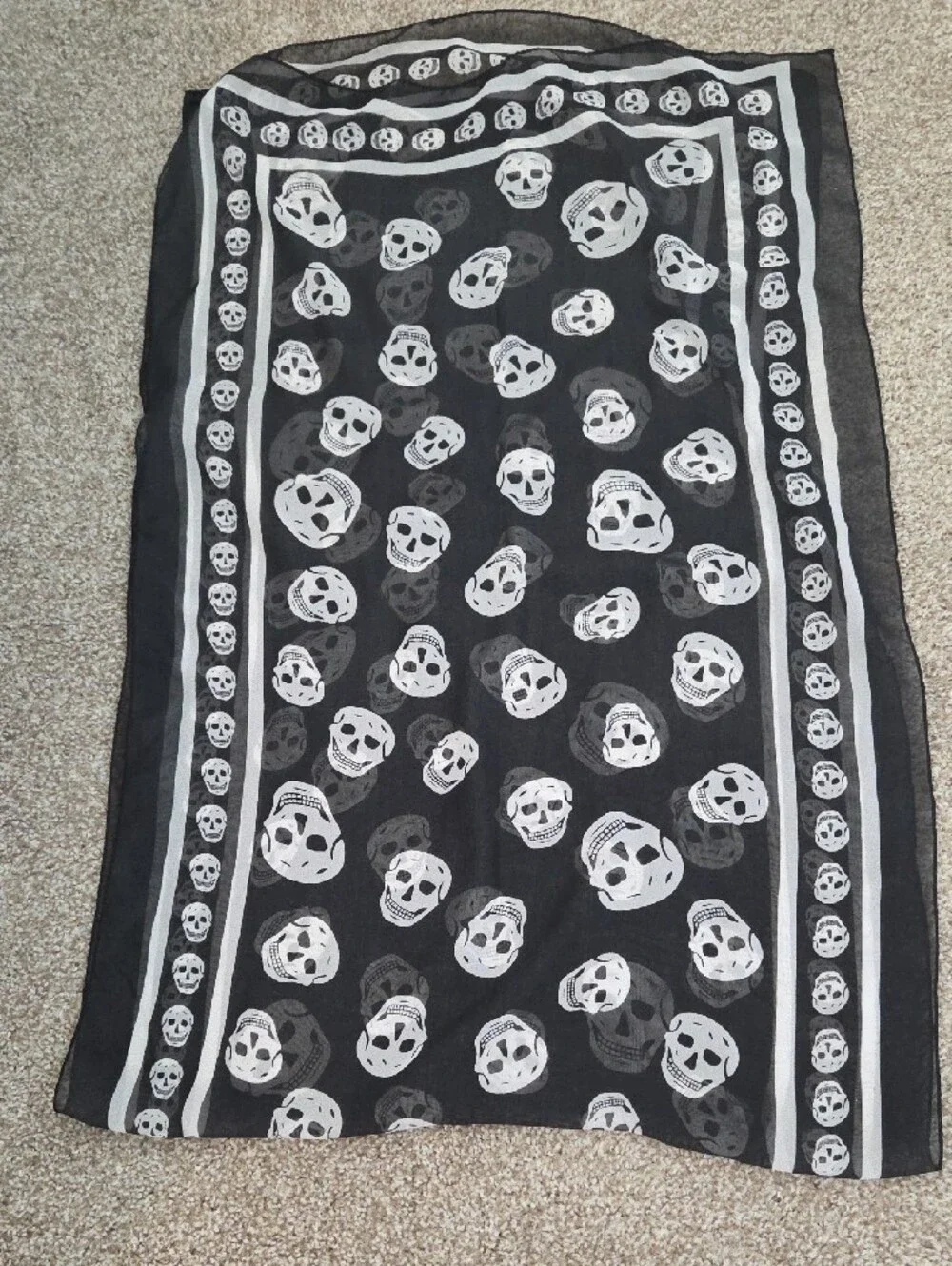 Black White Skull Print Lightweight Scarf